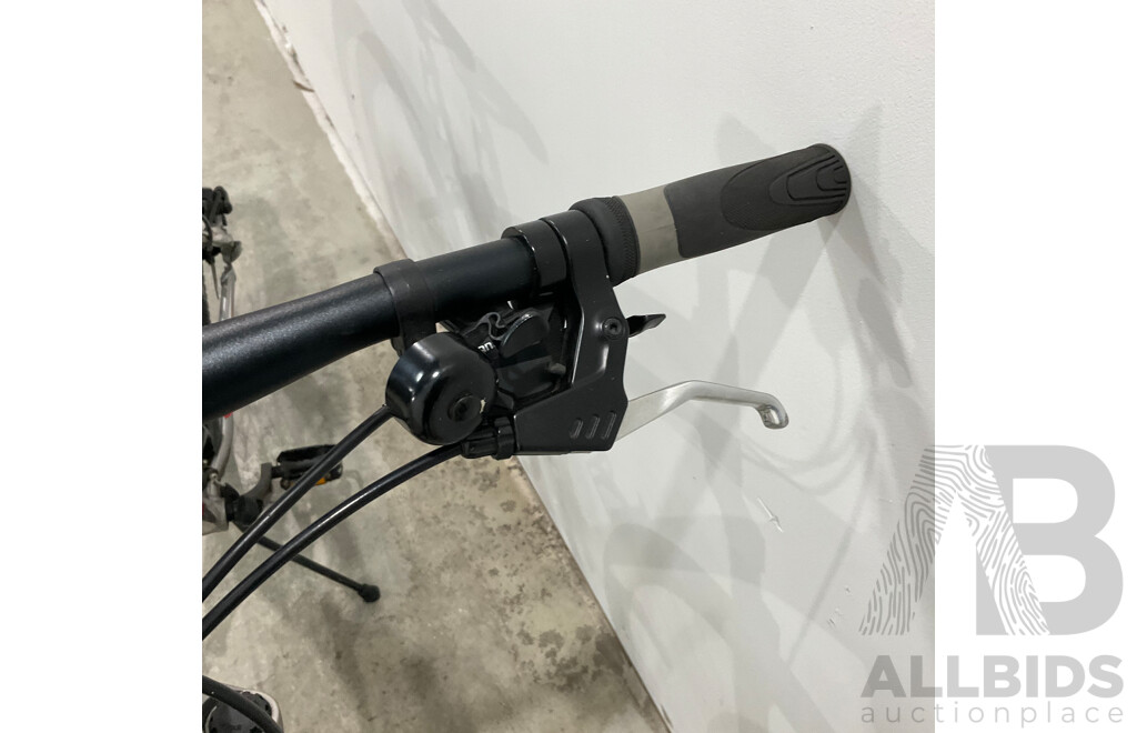 Giant Boulder Bike - Size M - ALUXX 6000 Series Butted Tubing