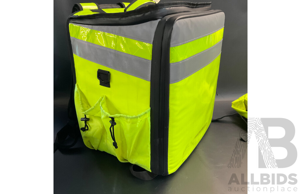 Food Delivery Bag and Size L Raincoat