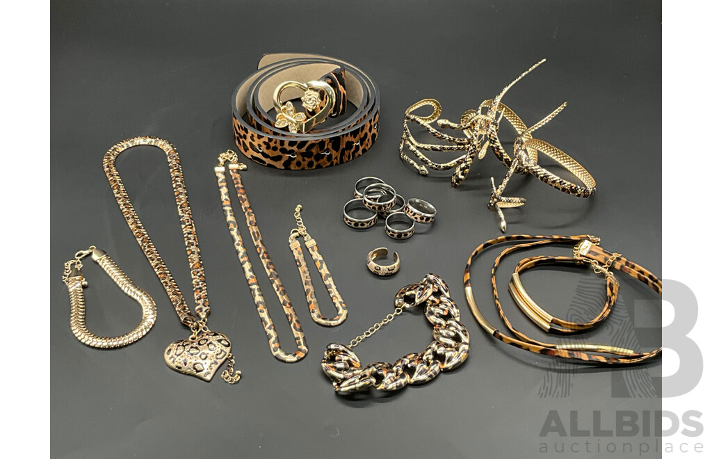 Assorted Costume Jewellery - Lot of 20