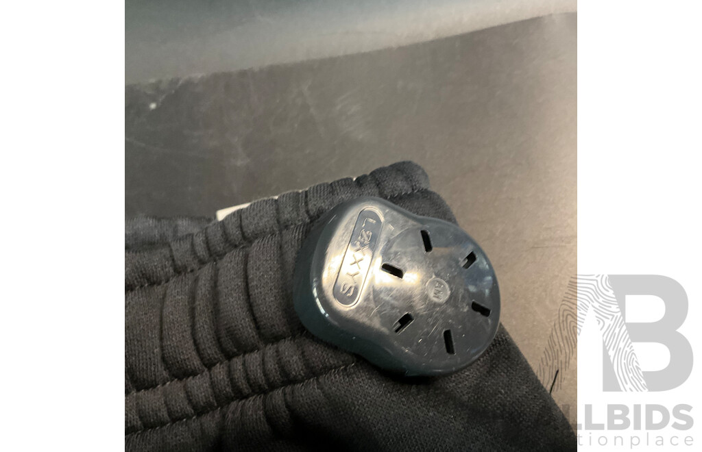 NIKE Mens Hoodies Size S & Kids Size M Hoodies & Mens Pants Size L