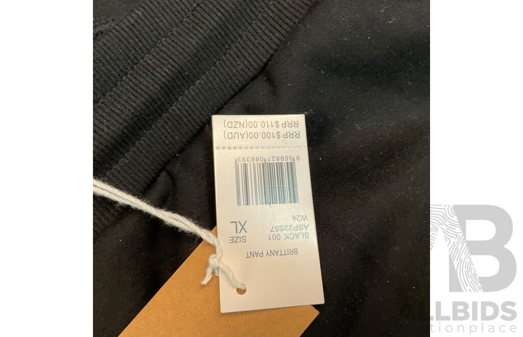 Ellesse, Fila Long Sleeve (S&L) & Pants (XL)- Lot of 4