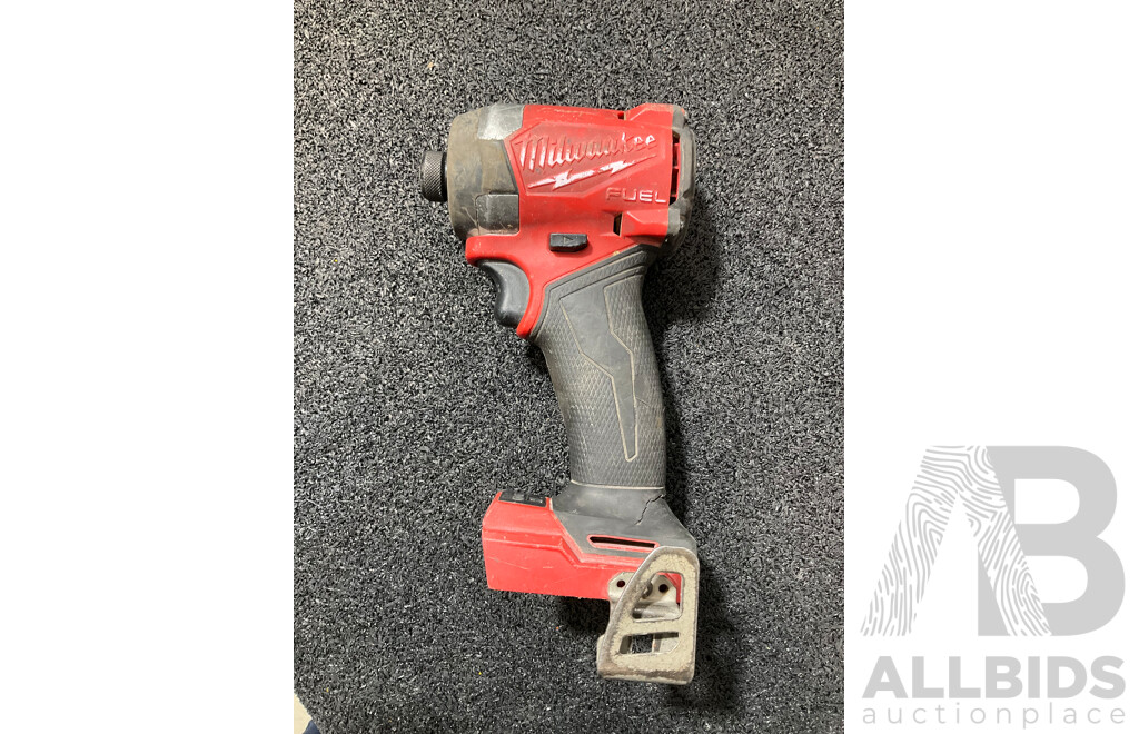 MILWAUKEE FUEL 18V Impact Driver (M18 FID3), Hammer Drill (M18 FPD) and 5.0Ah Battery - Lot of 3