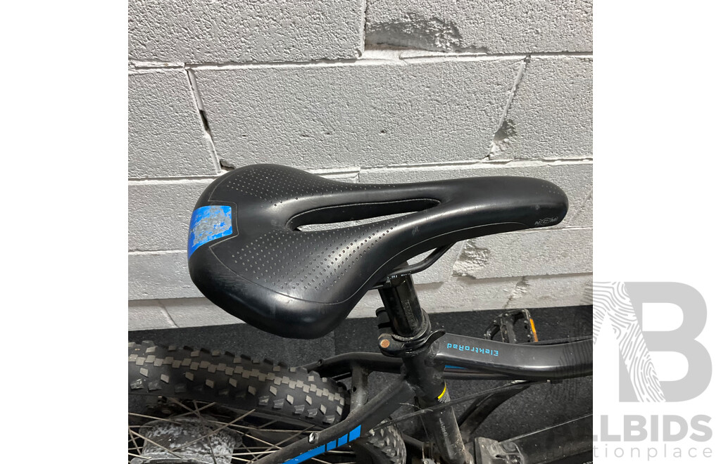 NCM Moscow E-bike - Size 26