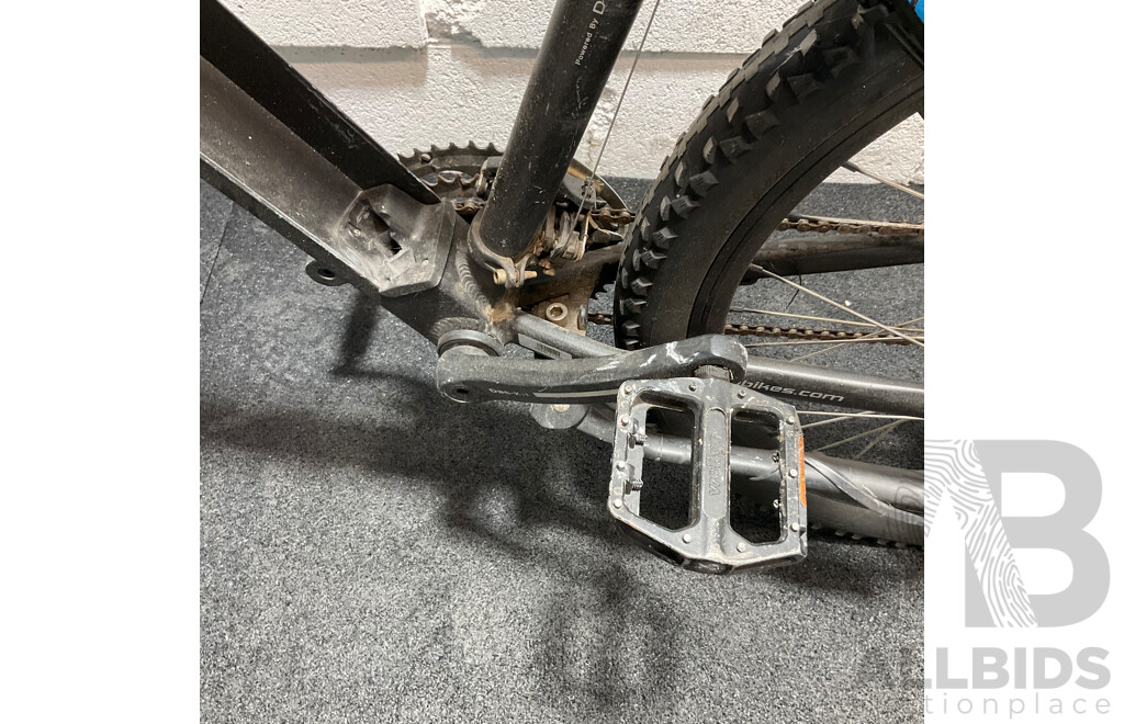 NCM Moscow E-bike - Size 26