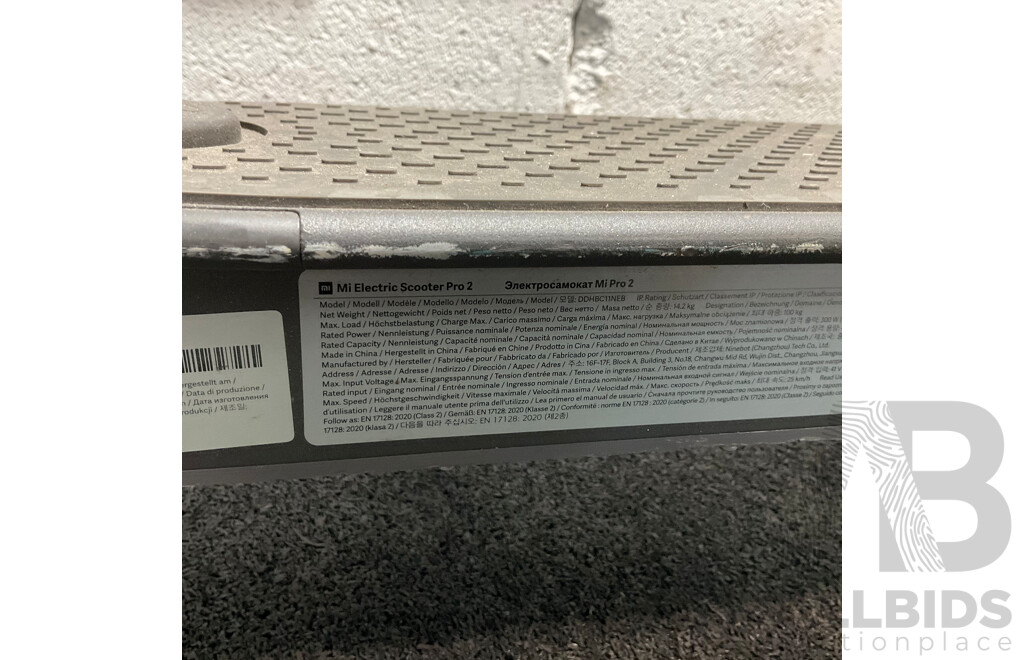 Mi Electric Scooter Pro 2
