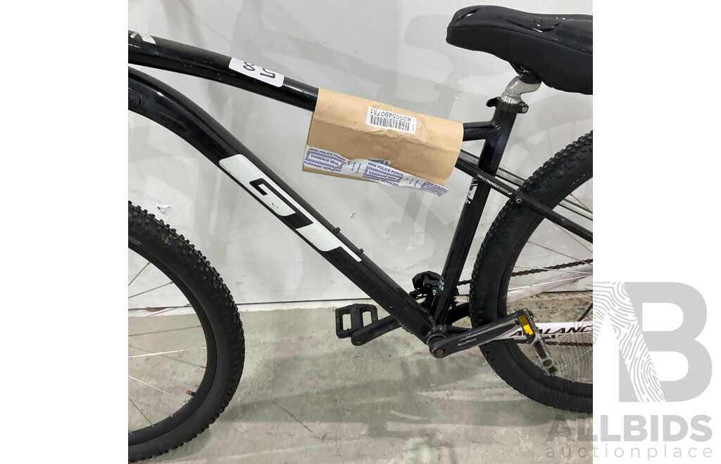 GT Avalanche Black Bike