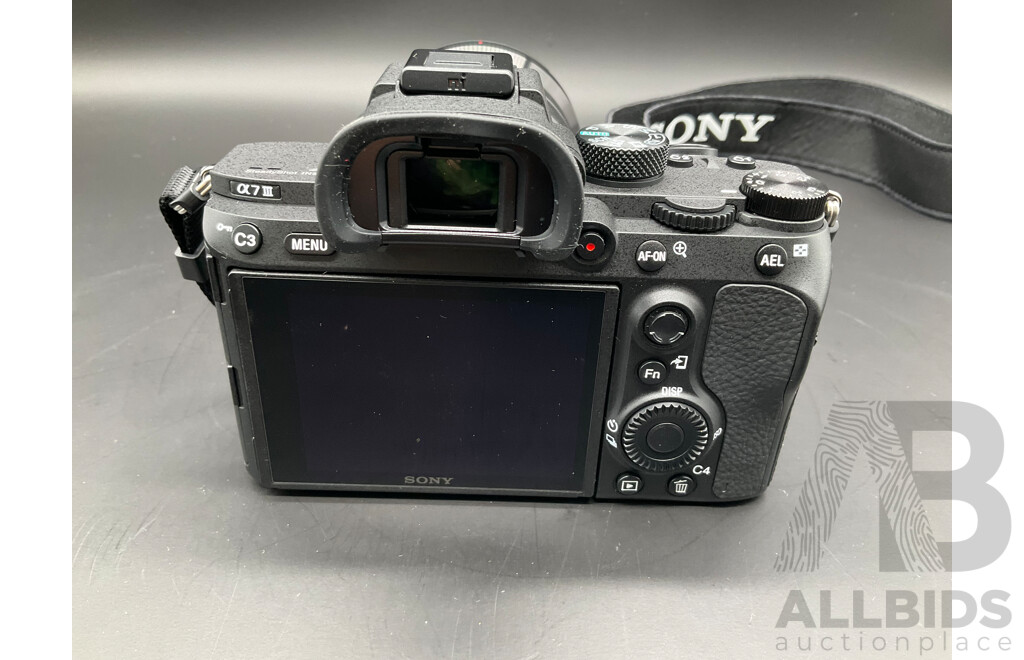 SONY Alpha 7 III Full Frame Mirrorless Camera with SONY E 4/PZ 18-105 G OSS Lens and  Accessories