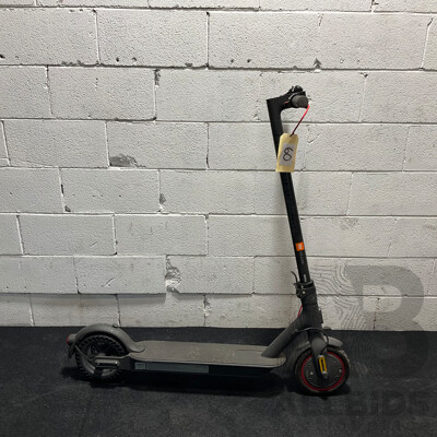 Mi Electric Scooter Pro 2