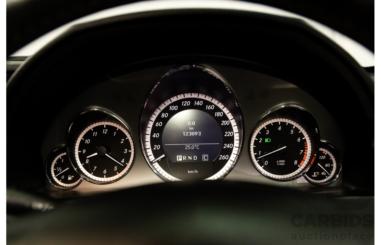 8/2009 Mercedes-Benz E350 Avantgarde 207 2d Coupe Iridium Silver Metallic V6 3.5L