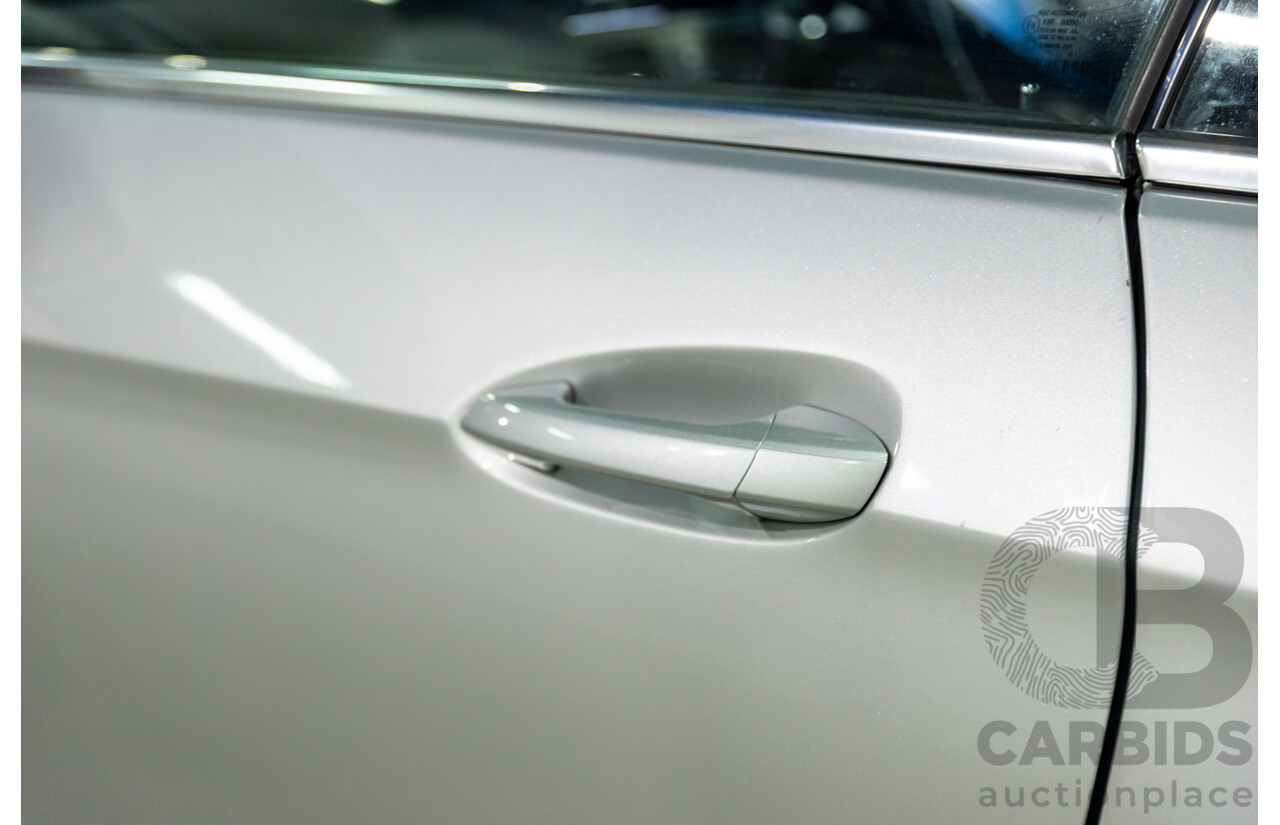 8/2009 Mercedes-Benz E350 Avantgarde 207 2d Coupe Iridium Silver Metallic V6 3.5L