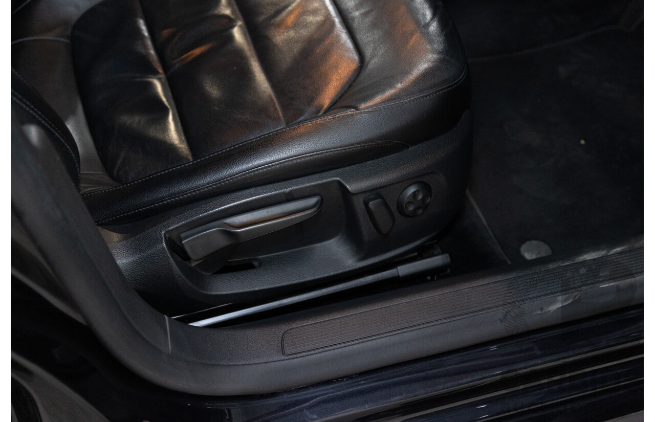 6/2012 Volkswagen Passat 118 TSI 3C MY13 4d Sedan Deep Black Turbo 1.8L