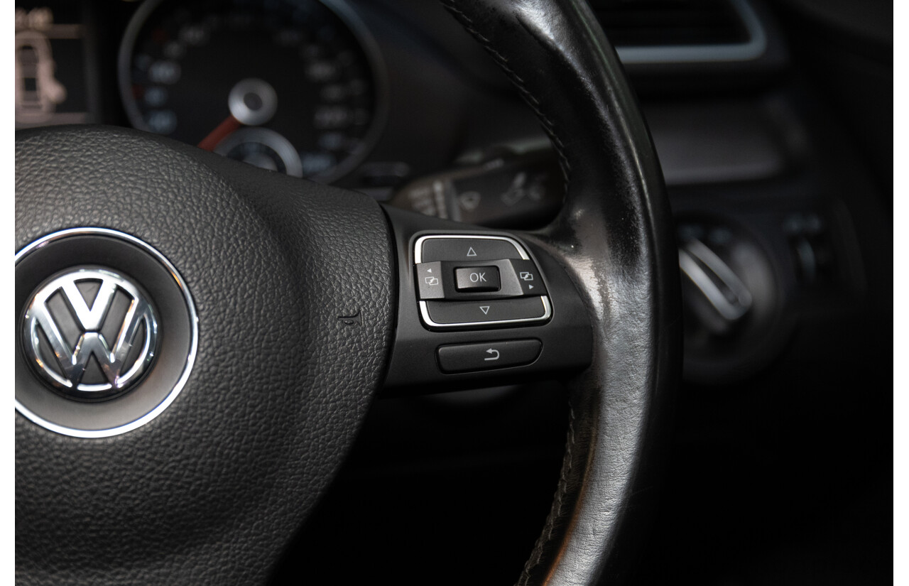 6/2012 Volkswagen Passat 118 TSI 3C MY13 4d Sedan Deep Black Turbo 1.8L