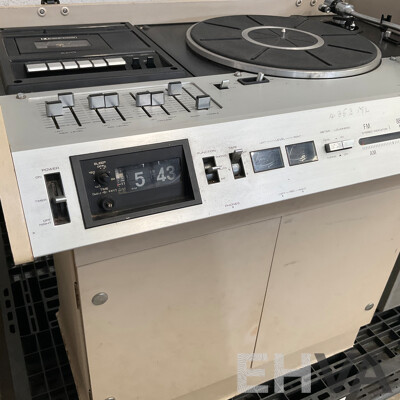 Vintage Sanyo DCW S17K S  Quadraphonic Stereo System (2 Speakers)