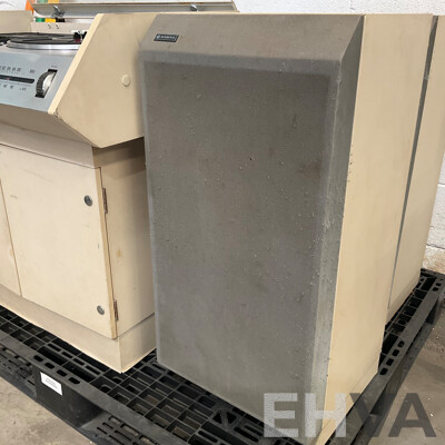 Vintage Sanyo DCW S17K S  Quadraphonic Stereo System (2 Speakers)