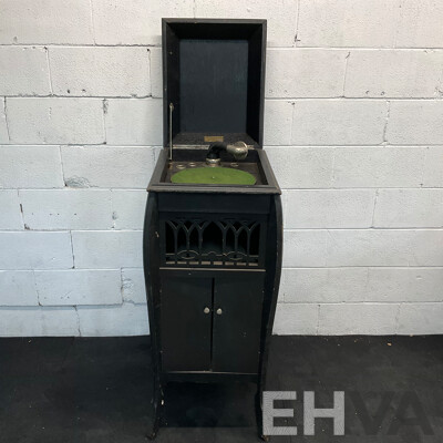 Vintage Davidge Record Player