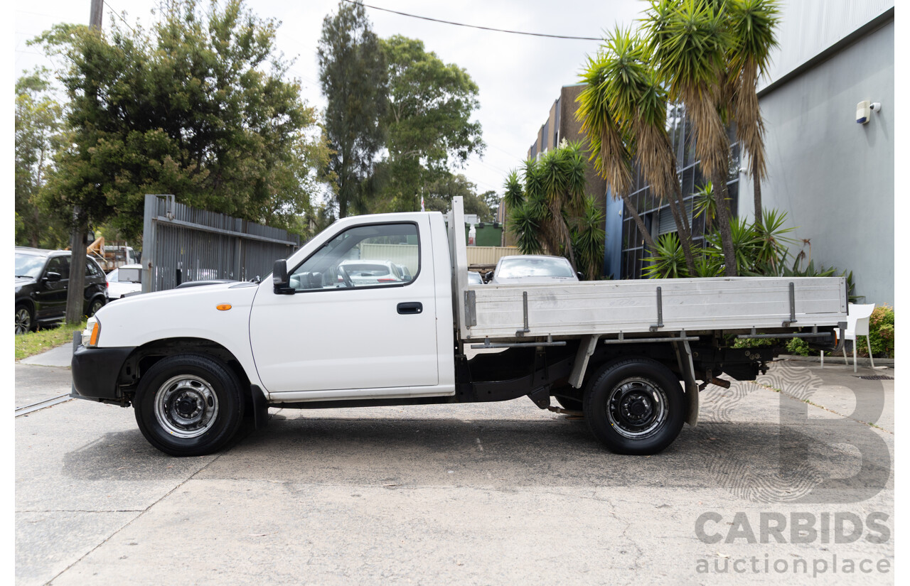 5/2013 Nissan Navara DX (4x2) D22 SERIES 5 C/Chas Polar White Turbo Diesel 2.5L