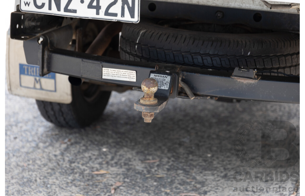 5/2013 Nissan Navara DX (4x2) D22 SERIES 5 C/Chas Polar White Turbo Diesel 2.5L