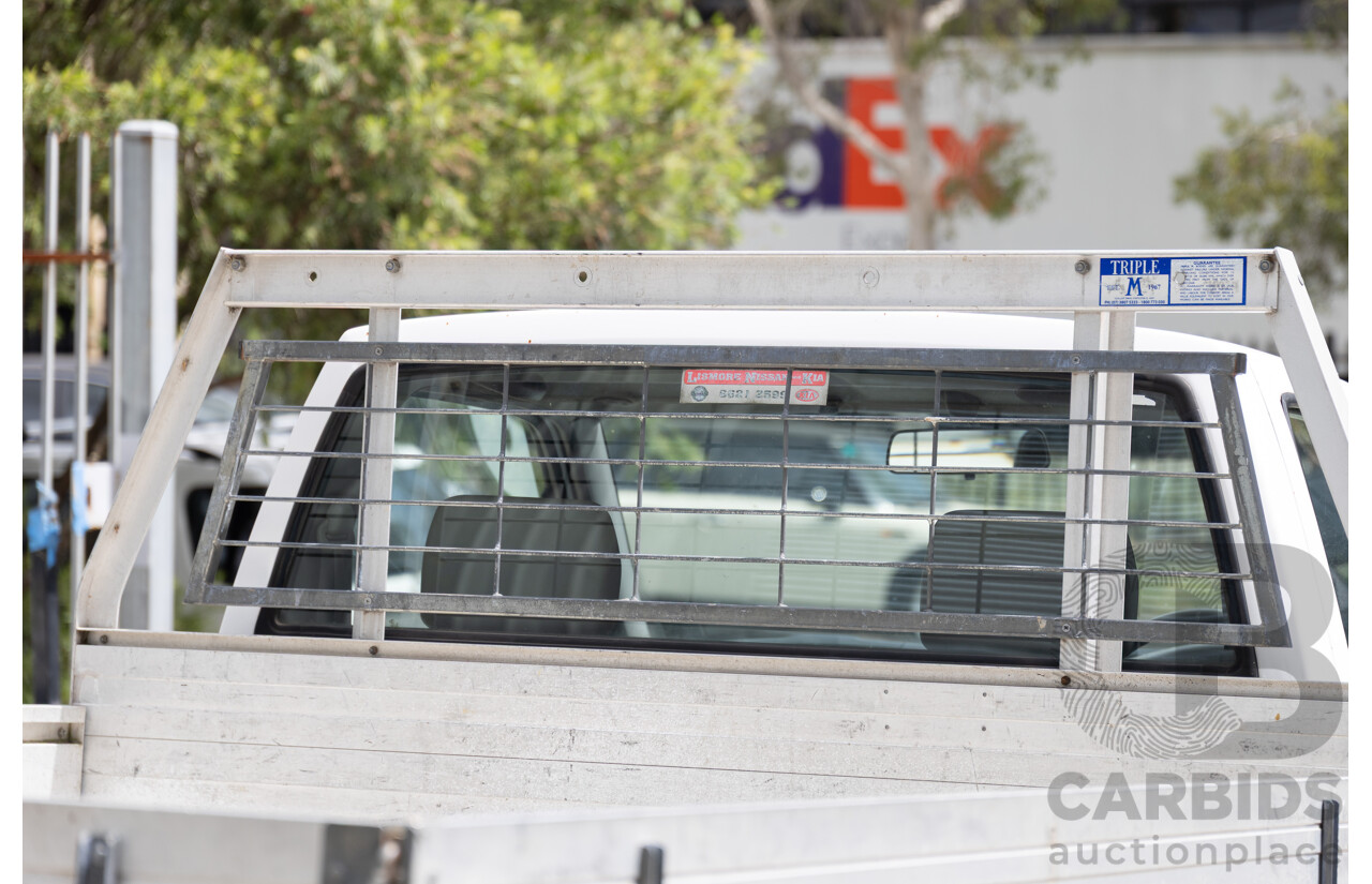 5/2013 Nissan Navara DX (4x2) D22 SERIES 5 C/Chas Polar White Turbo Diesel 2.5L