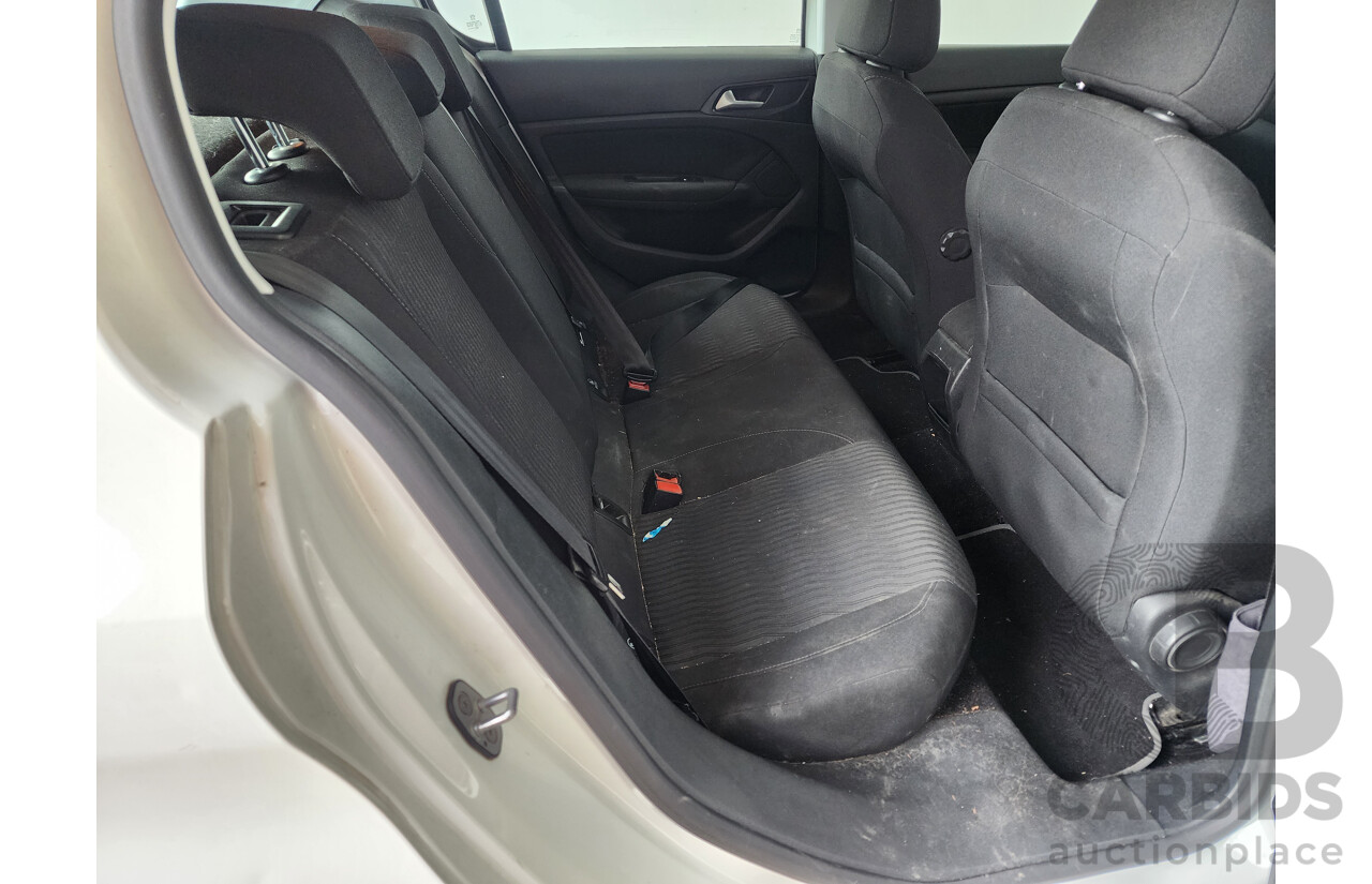 1/2016 Peugeot 308 Active T9 5d Hatchback White 1.2L