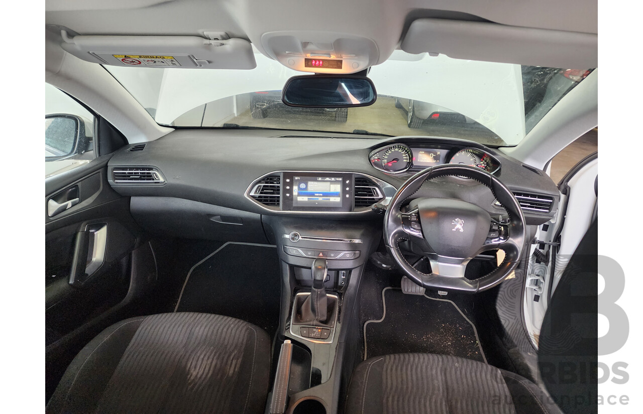 1/2016 Peugeot 308 Active T9 5d Hatchback White 1.2L