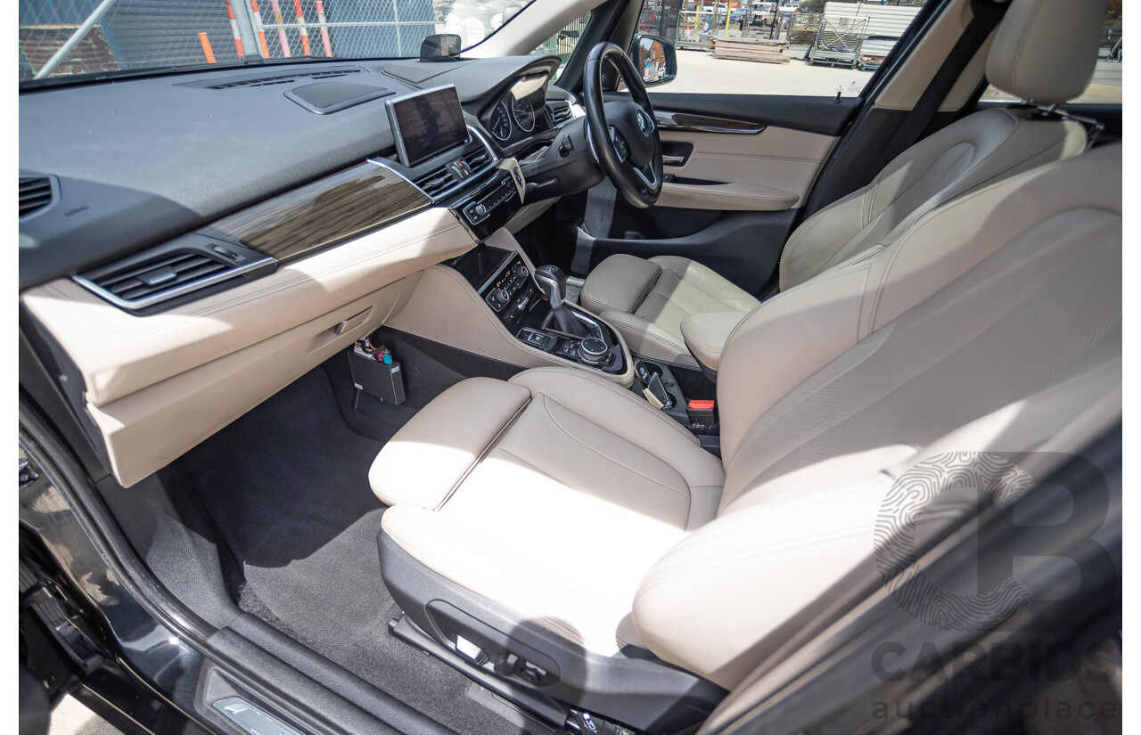 6/2015 BMW 225i Active Tourer Sport Line FWD F45 4D Wagon Black Sapphire Metallic Turbo 2.0L