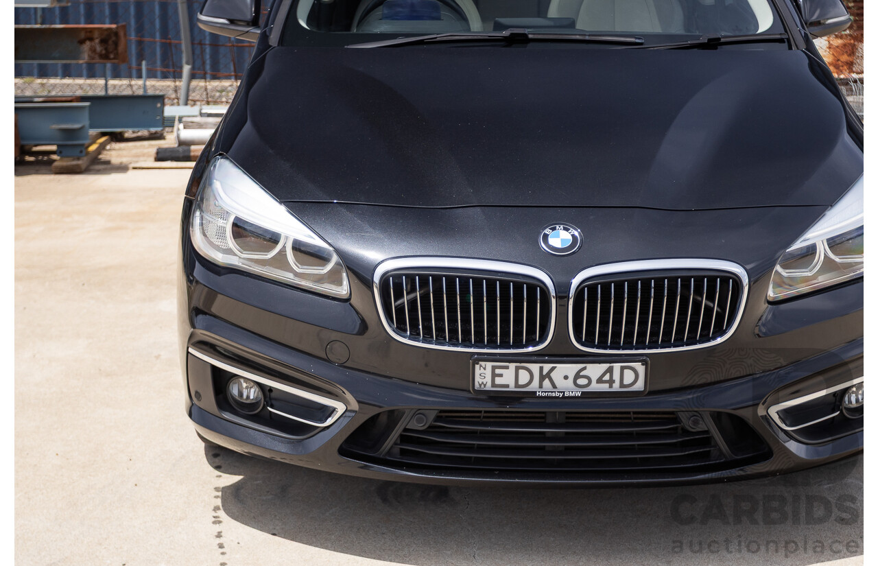 6/2015 BMW 225i Active Tourer Sport Line FWD F45 4D Wagon Black Sapphire Metallic Turbo 2.0L