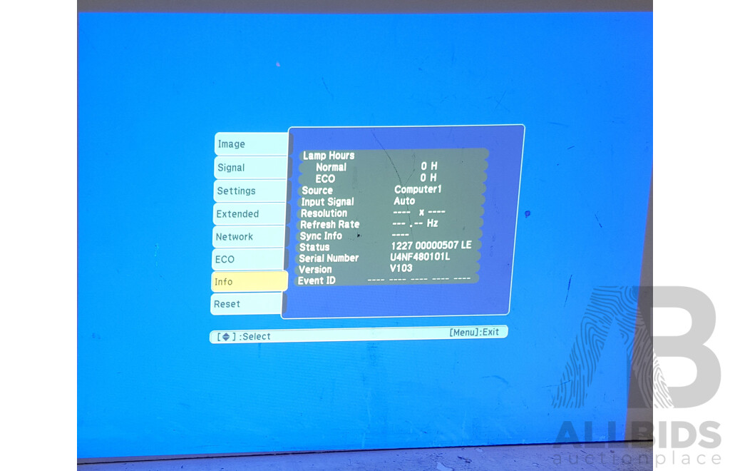 Epson (EB-945) XGA 3LCD Projector