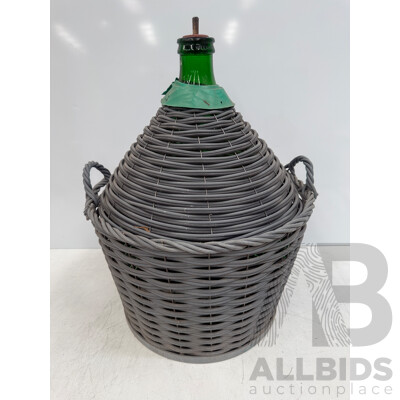 Villani Carboy 54 Litre Vintage Wine Flagon in Plastic Carry Basket