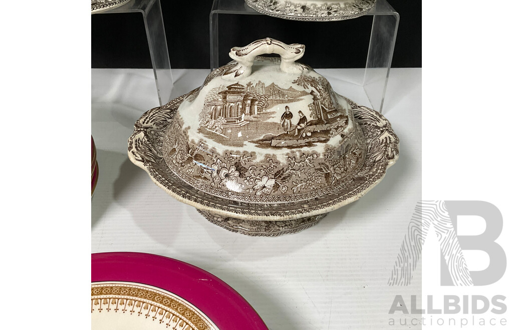 Collection of Seventeen Pieces from Two Tableware Sets Including Royal Worcester and Bosphorus J Marshall