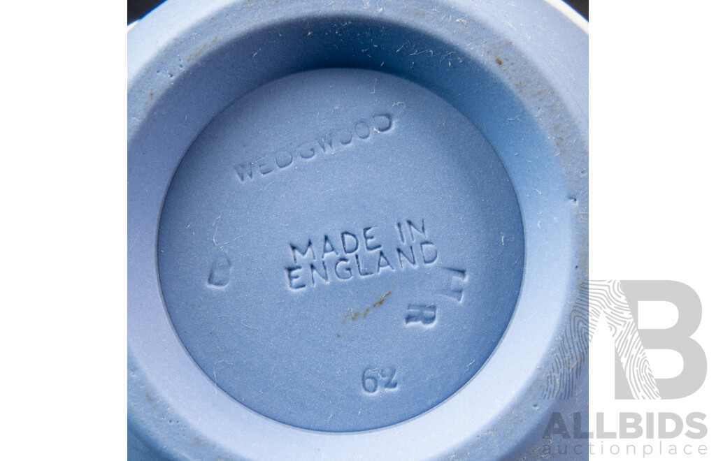 Wedgewood Blue Dip Jasperware Lidded Tobacco Jar with Two Vaese and Lidded Pin Dish