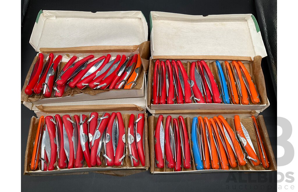 Vintage DOUBLE ARROW Pocket Knives - Lot of 48