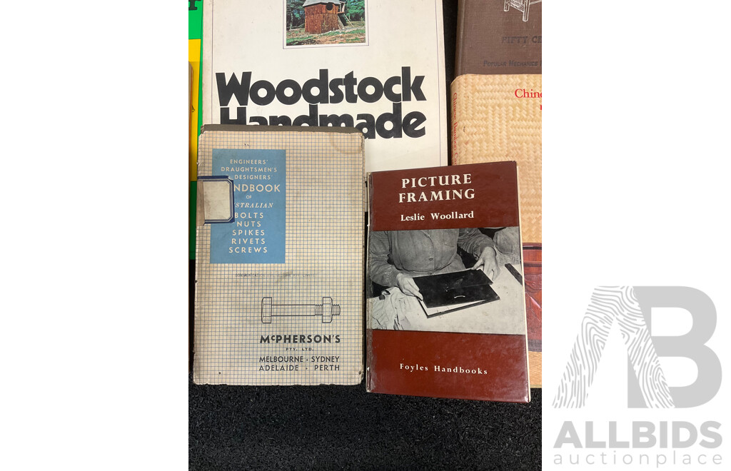 Collection of Vintage and Technical Manuals Focused on Woodworking, Joinery and Others