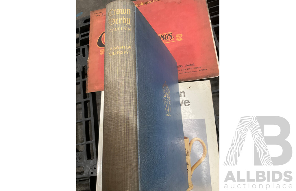 Collection of Vintage Books Focused on Antiques