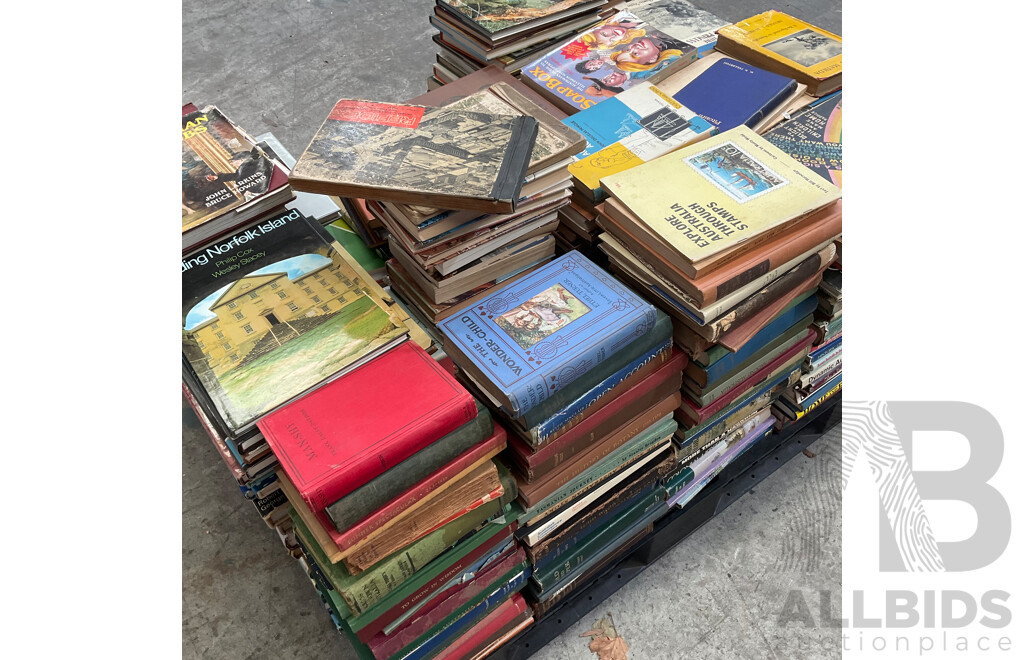 Collection of Vintage Books, Primarily Focused on Australian History, Literature, Culture and Others