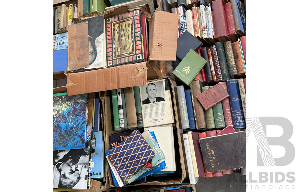 Collection of Vintage Books - 1 Full Pallet