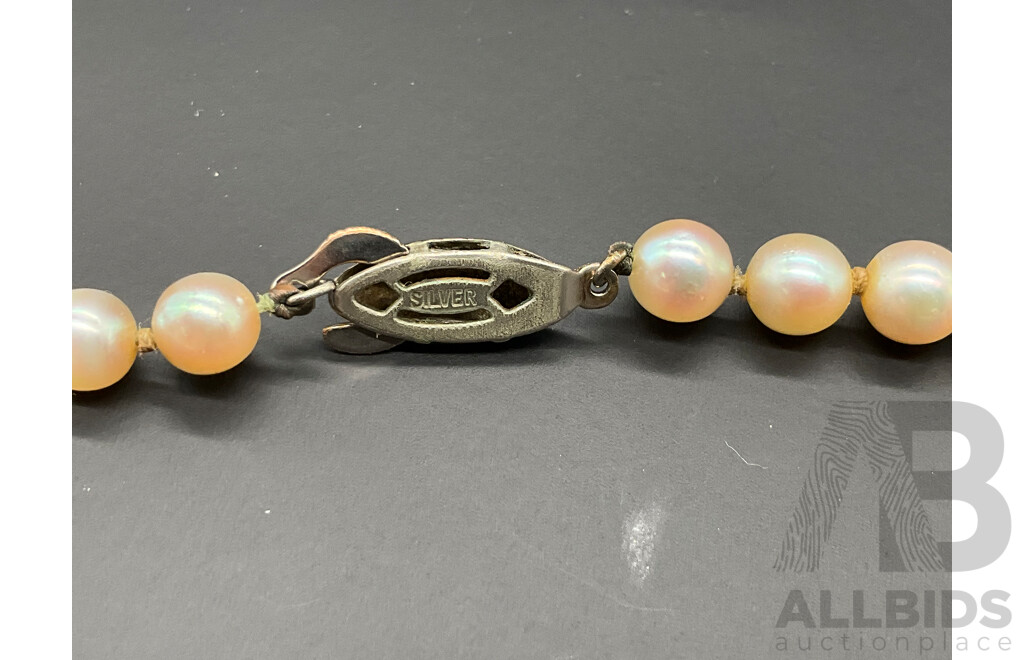 Vintage MITSUKO Cultured Pearls Necklace