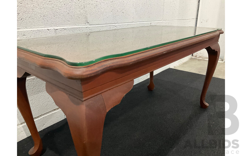 Queen Anne Style Mahogany Coffee or Side Table with Glass Top
