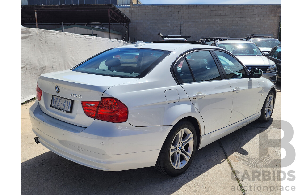10/2009 Bmw 3 20i Executive E90 MY09 4d Sedan White 2.0L