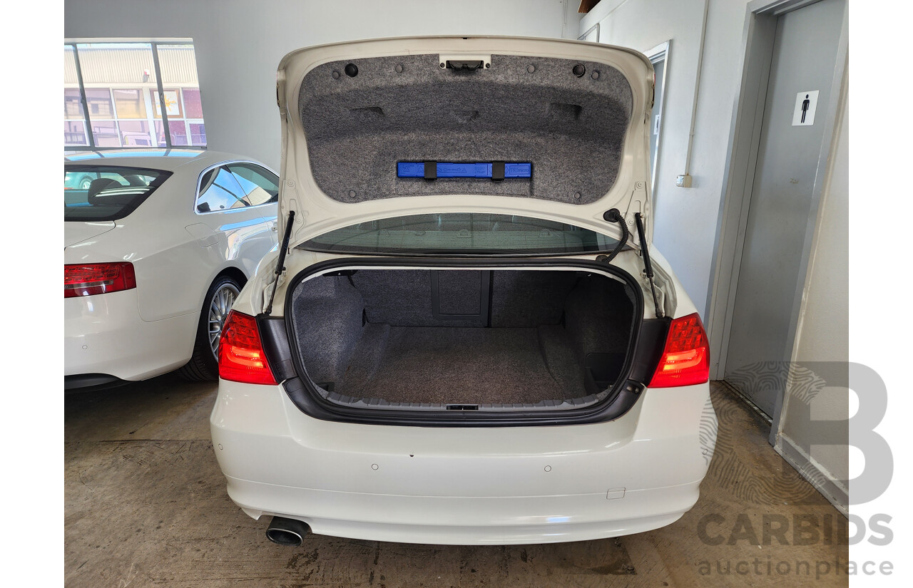 10/2009 Bmw 3 20i Executive E90 MY09 4d Sedan White 2.0L