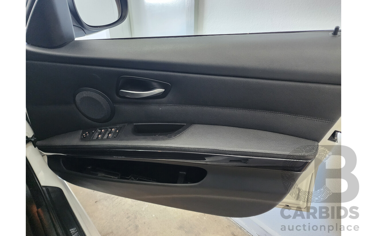 10/2009 Bmw 3 20i Executive E90 MY09 4d Sedan White 2.0L