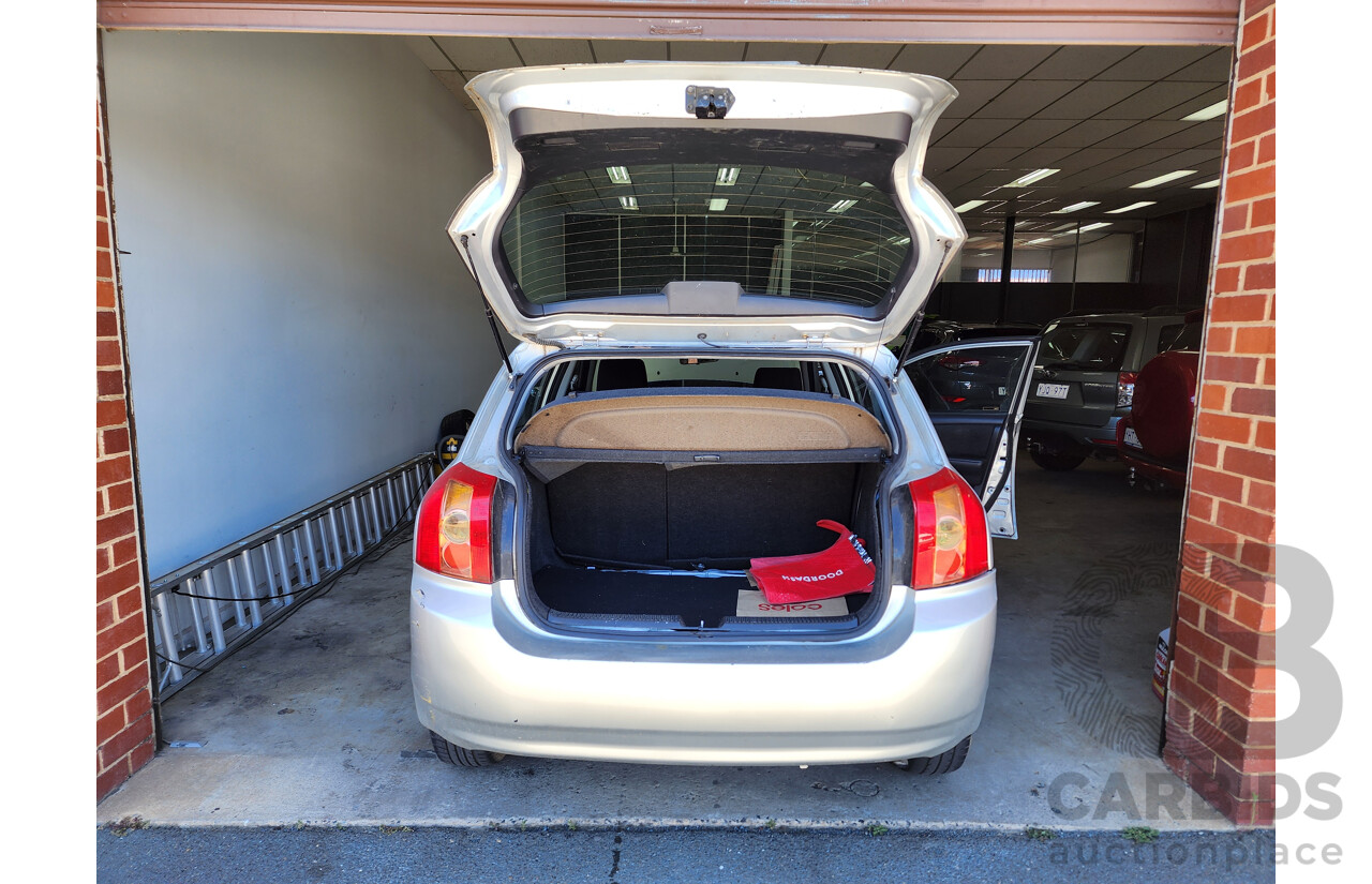 5/2006 Toyota Corolla Ascent ZZE122R 5d Hatchback Silver 1.8L