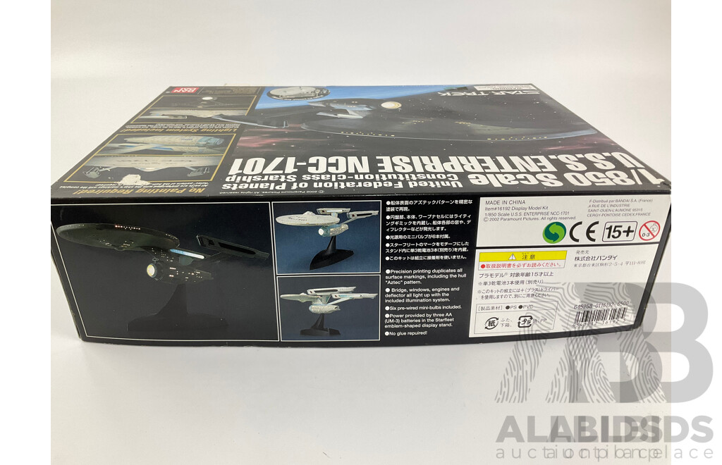 Bandai Star Trek U.S.S Enterprise NCC-1701 - 1/850 Scale