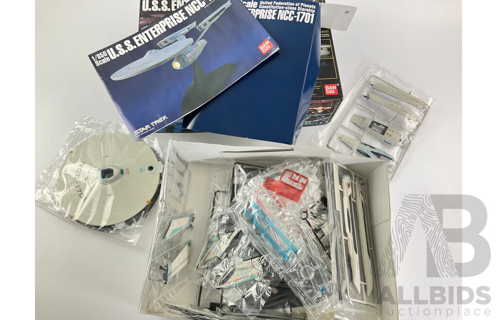 Bandai Star Trek U.S.S Enterprise NCC-1701 - 1/850 Scale