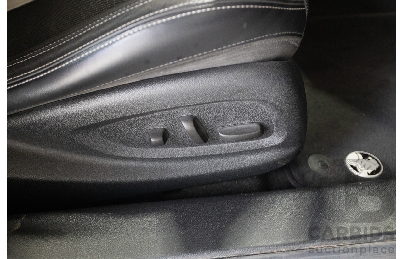 11/2013 Holden VF Calais V 4d Sedan Prussian Steel Metallic V6 3.6L