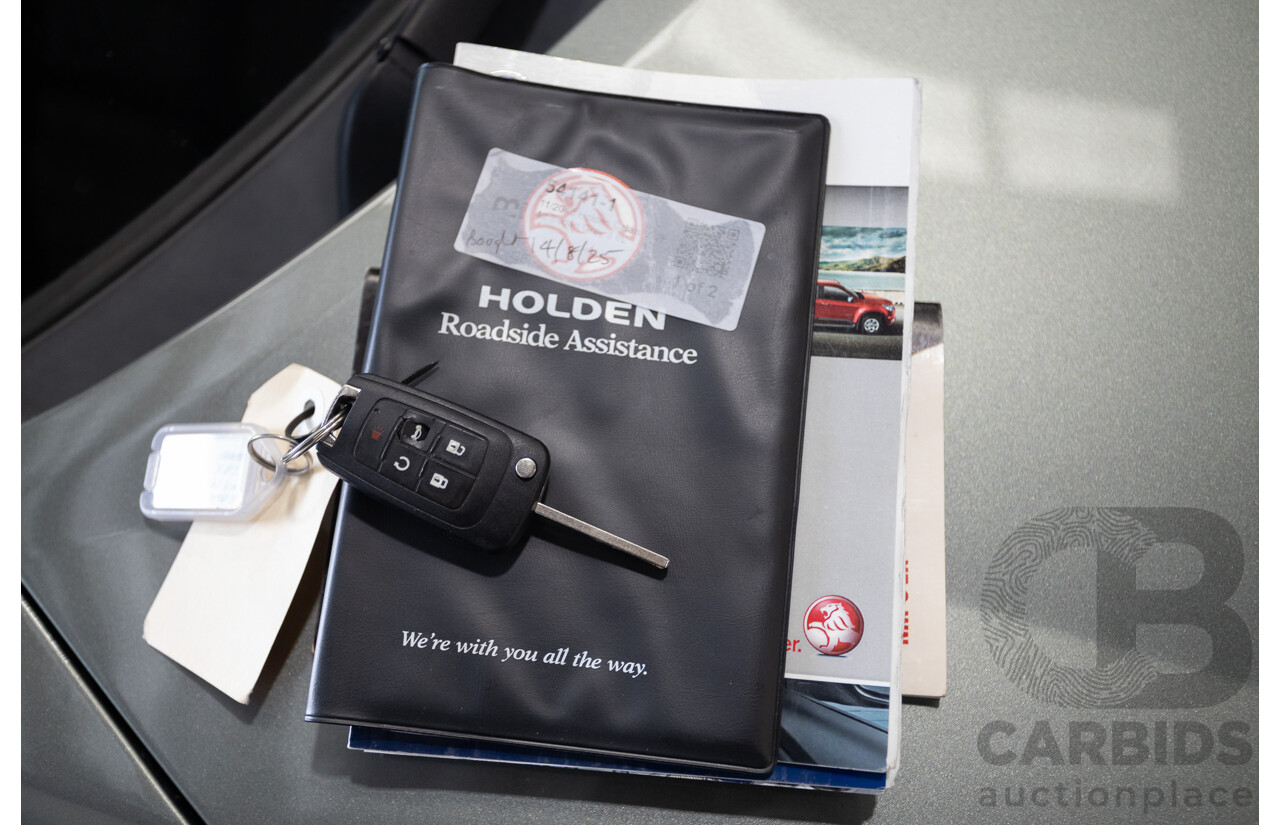 11/2013 Holden VF Calais V 4d Sedan Prussian Steel Metallic V6 3.6L