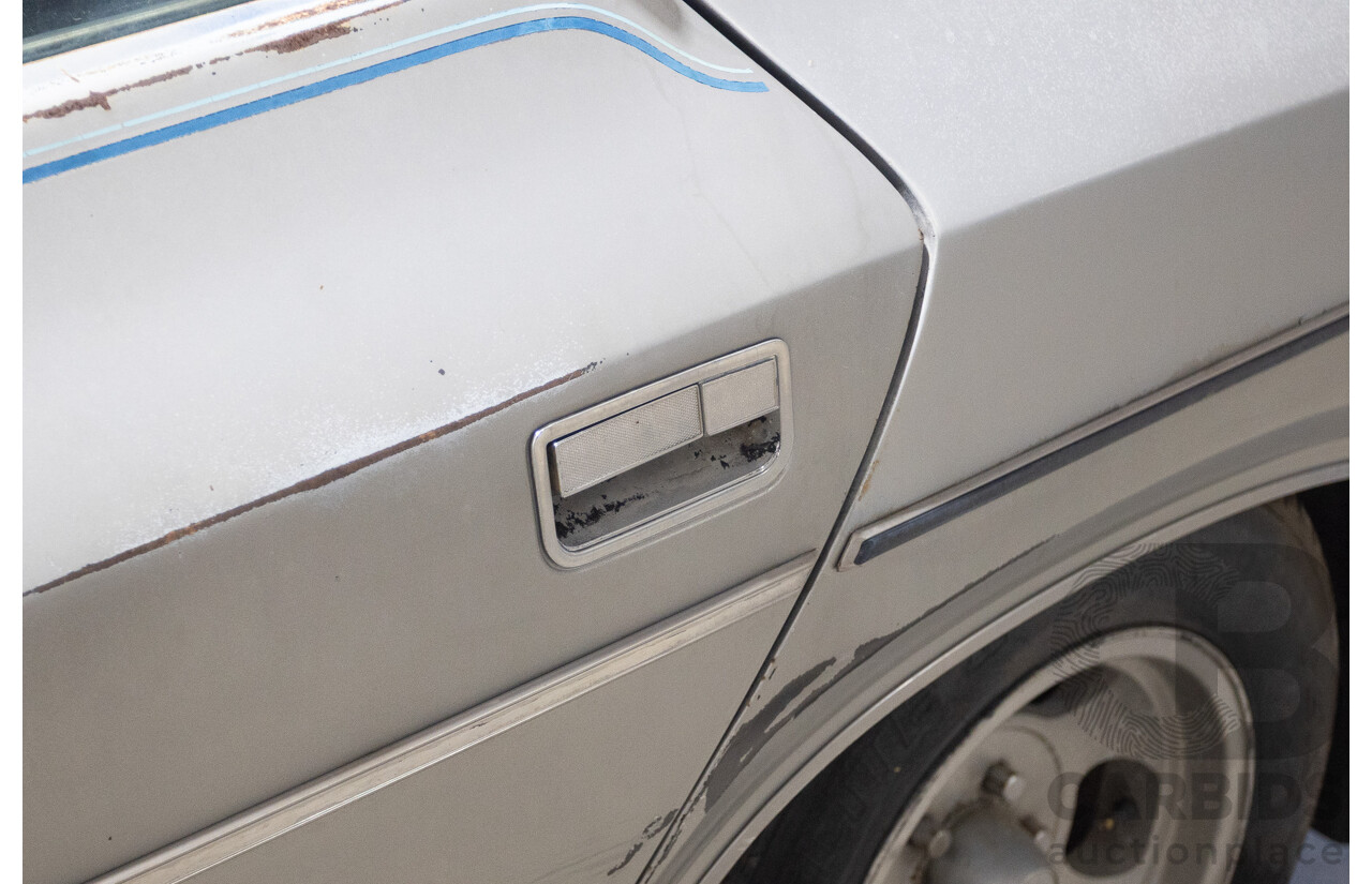 4/1978 Chrysler CL Regal LeBaron 4d Sedan Silver 4.3L