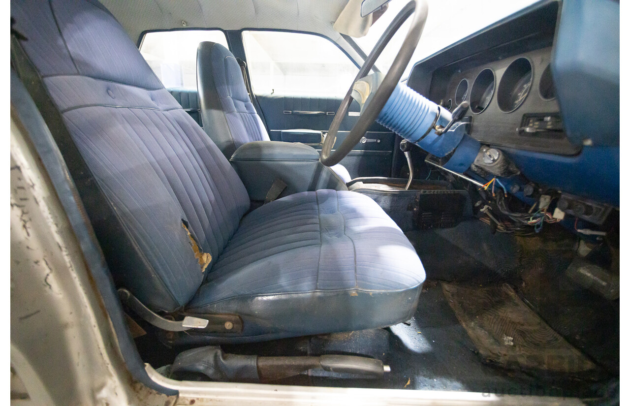 4/1978 Chrysler CL Regal LeBaron 4d Sedan Silver 4.3L