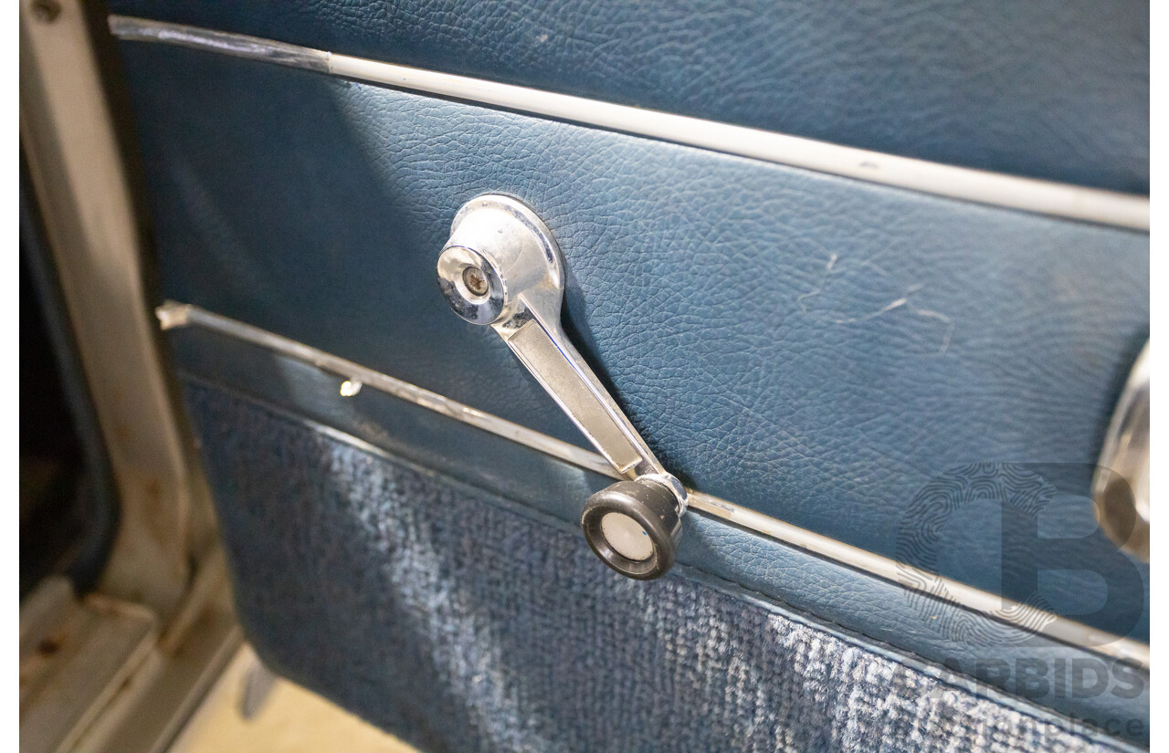 4/1978 Chrysler CL Regal LeBaron 4d Sedan Silver 4.3L