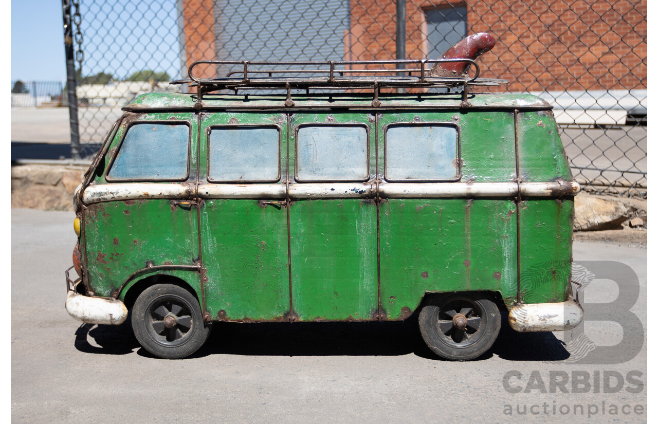 Vintage VW Kombi Style Metal Esky