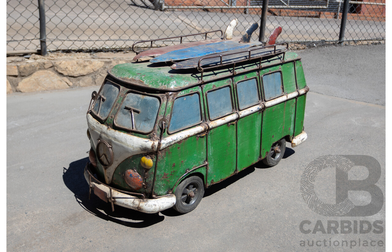 Vintage VW Kombi Style Metal Esky